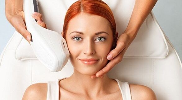 Aparato de rejuvenecimiento facial